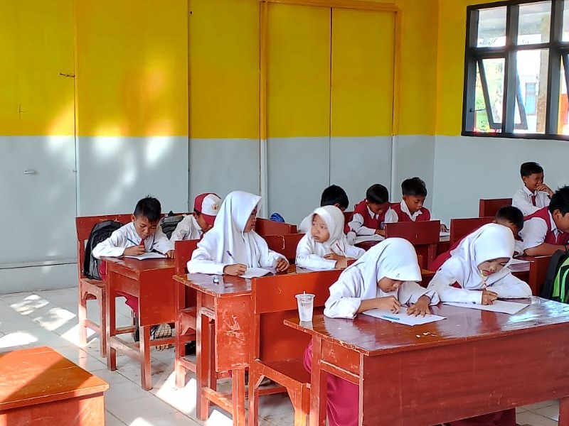 PELAKSANAAN UJIAN PAT/UJIAN KENAIKAN KELAS TAPEL 2024-2025 SDN 5 SOPET
