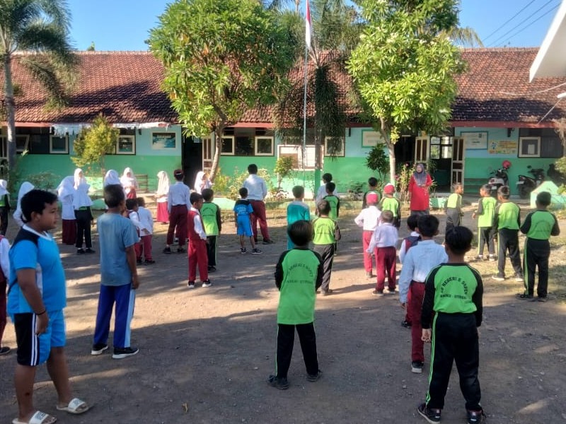 KEGIATAN RUTIN SENAM PAGI SDN 5 SOPET